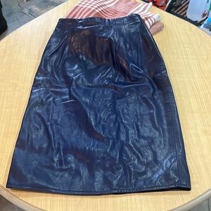 100% Leather Pencil Skirt